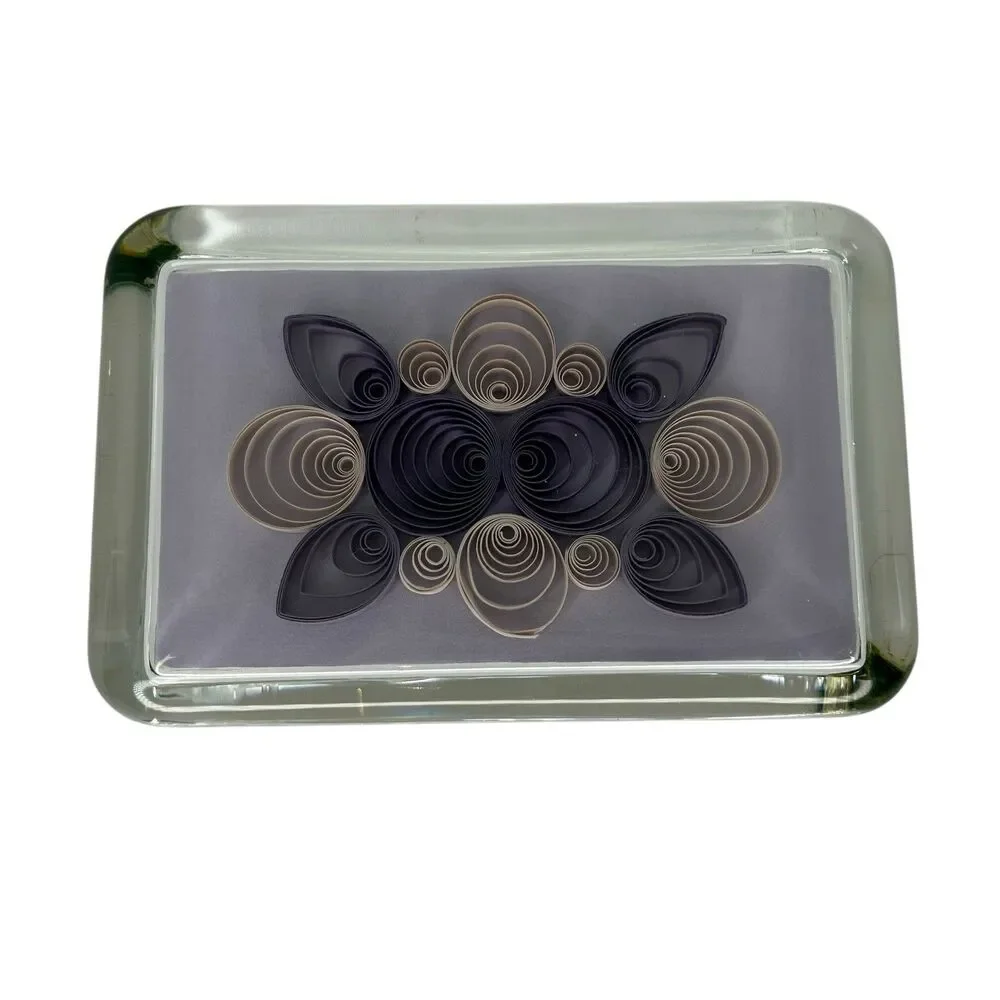 Vtg Mixed Crystal Glass Art Paperweight Lot of 3‎ Paper Quilled, Faceted, Domed